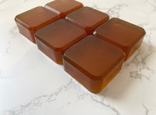Load image into Gallery viewer, Manuka Honey Shampoo Bar